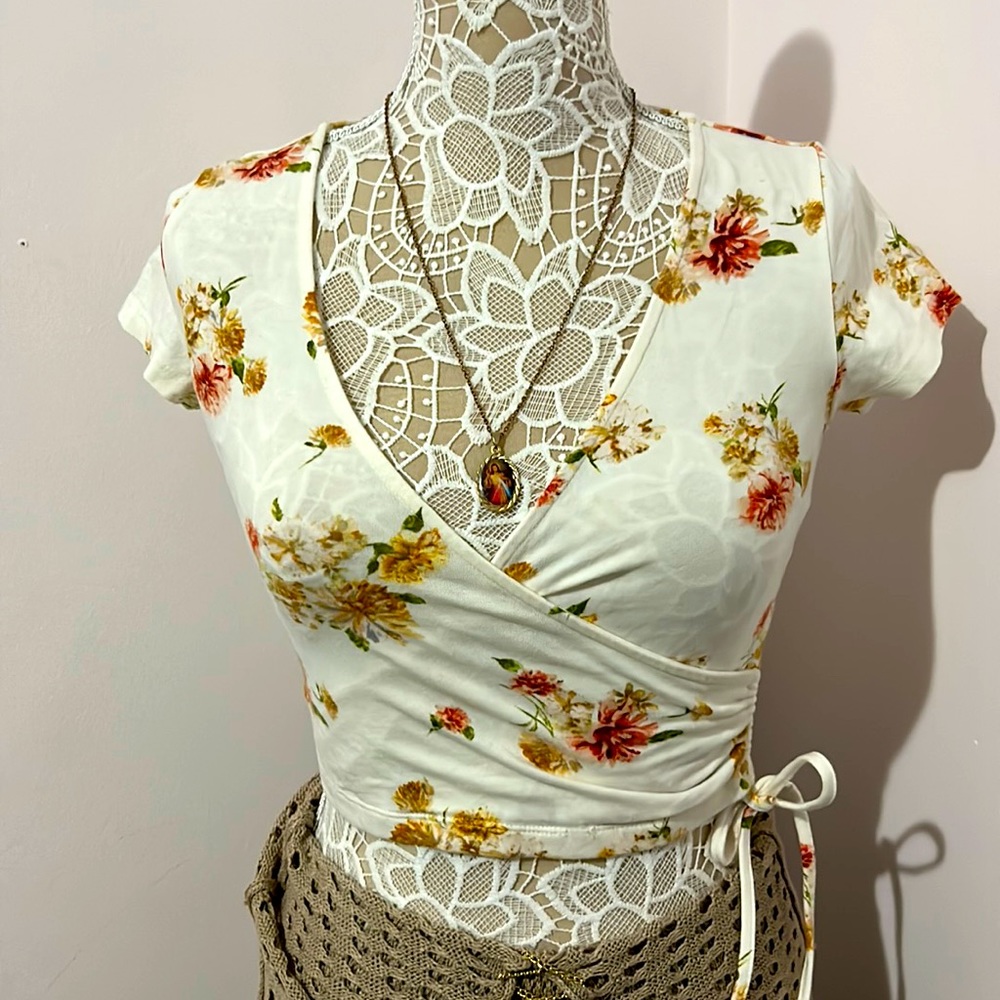 Floral midi top :)